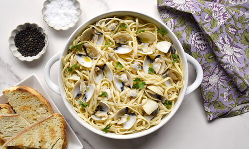 Linguine alle Vongole: Linguine with Littleneck Clams