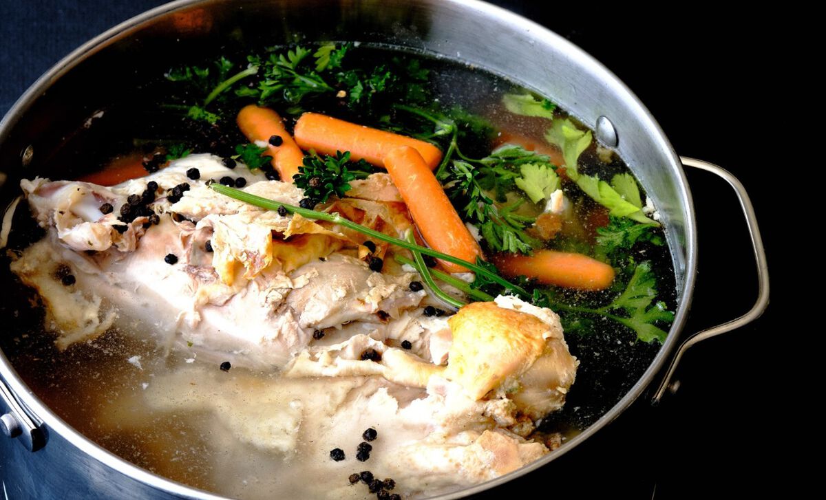 Chicken Stock Recipe (Bone Broth) - Delicious Table