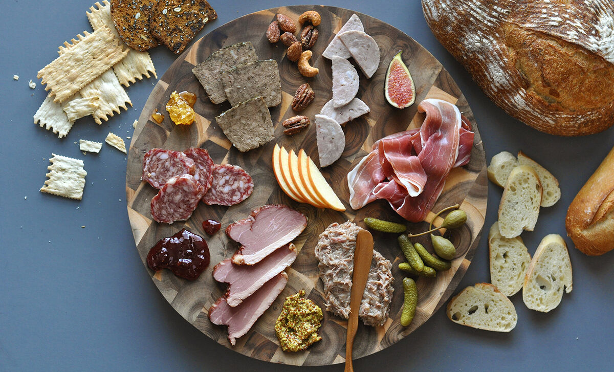 Picnic Charcuterie Board - The Aussie home cook