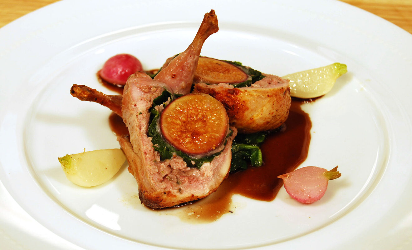Stuffed Quail Roast Recipe with Fig & Prosciutto-image