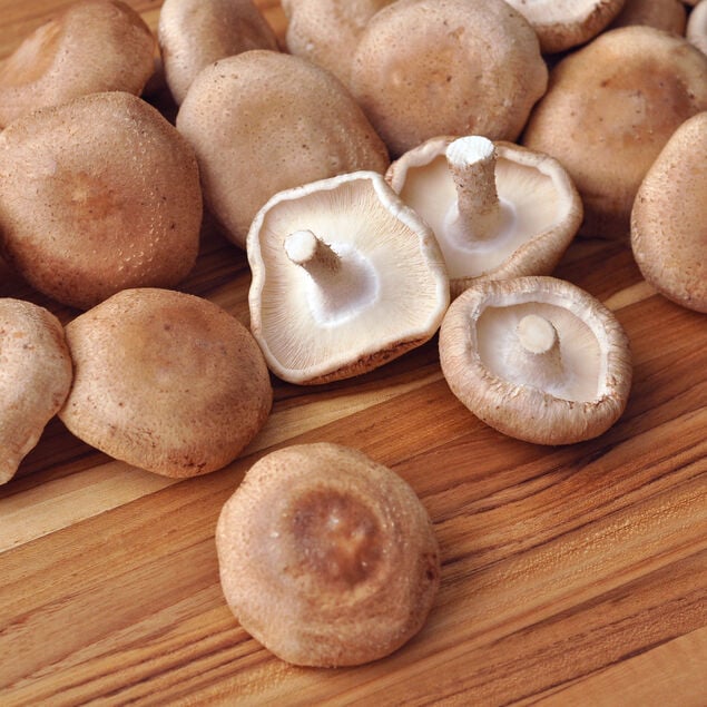 Organic Shiitake Mushrooms image number 1